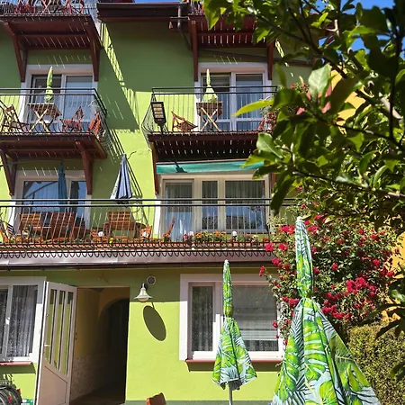 Проживание в семье Wiemeda *